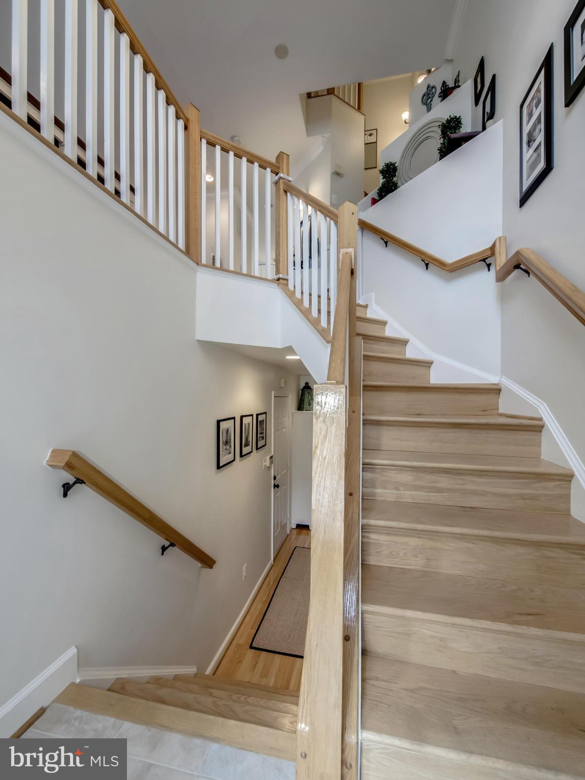 1684 Waterhaven Drive Reston, VA 20190 - Photo 3 of 30 Interior (General)