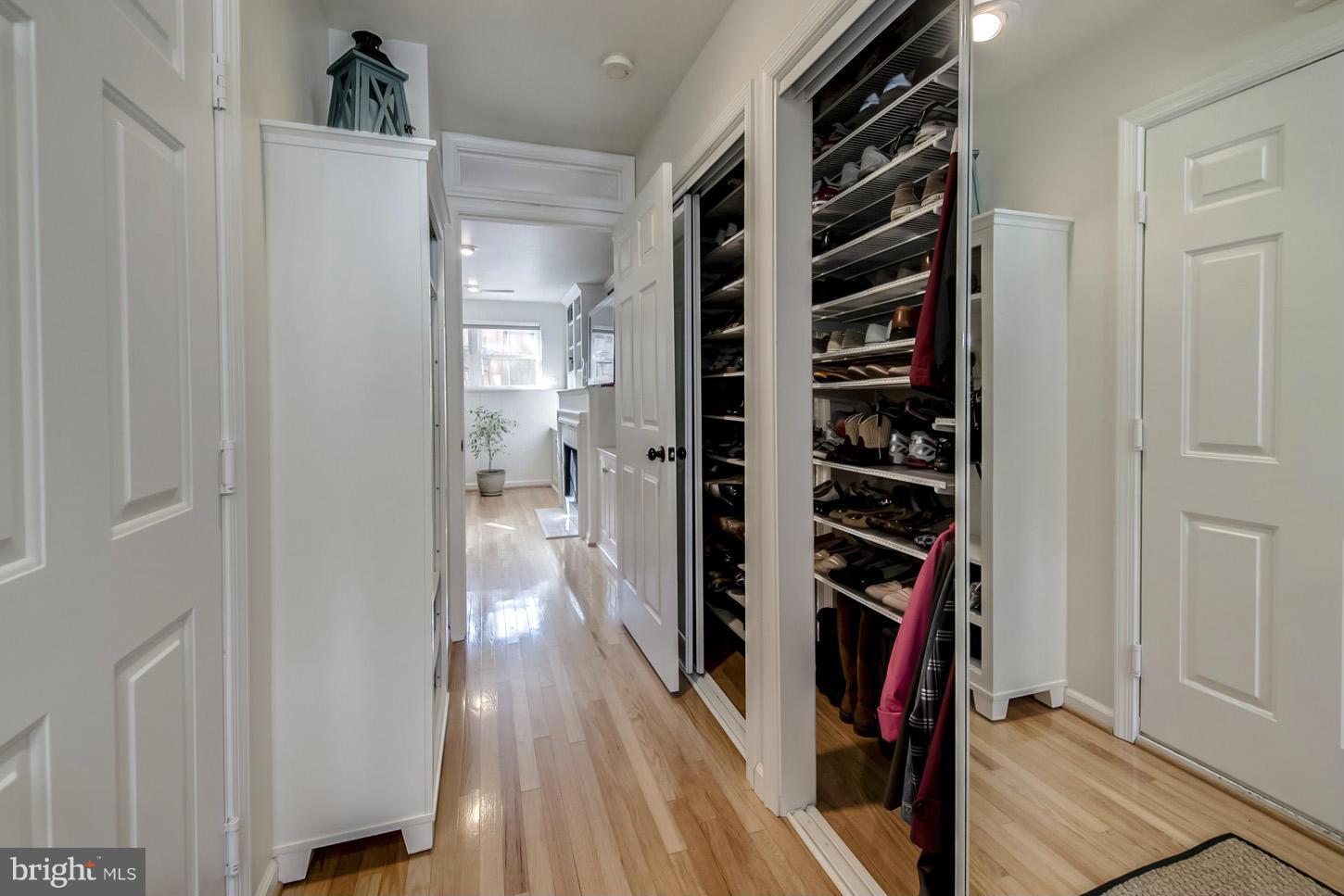 1684 Waterhaven Drive Reston, VA 20190 - Photo 25 of 30 Interior (General)