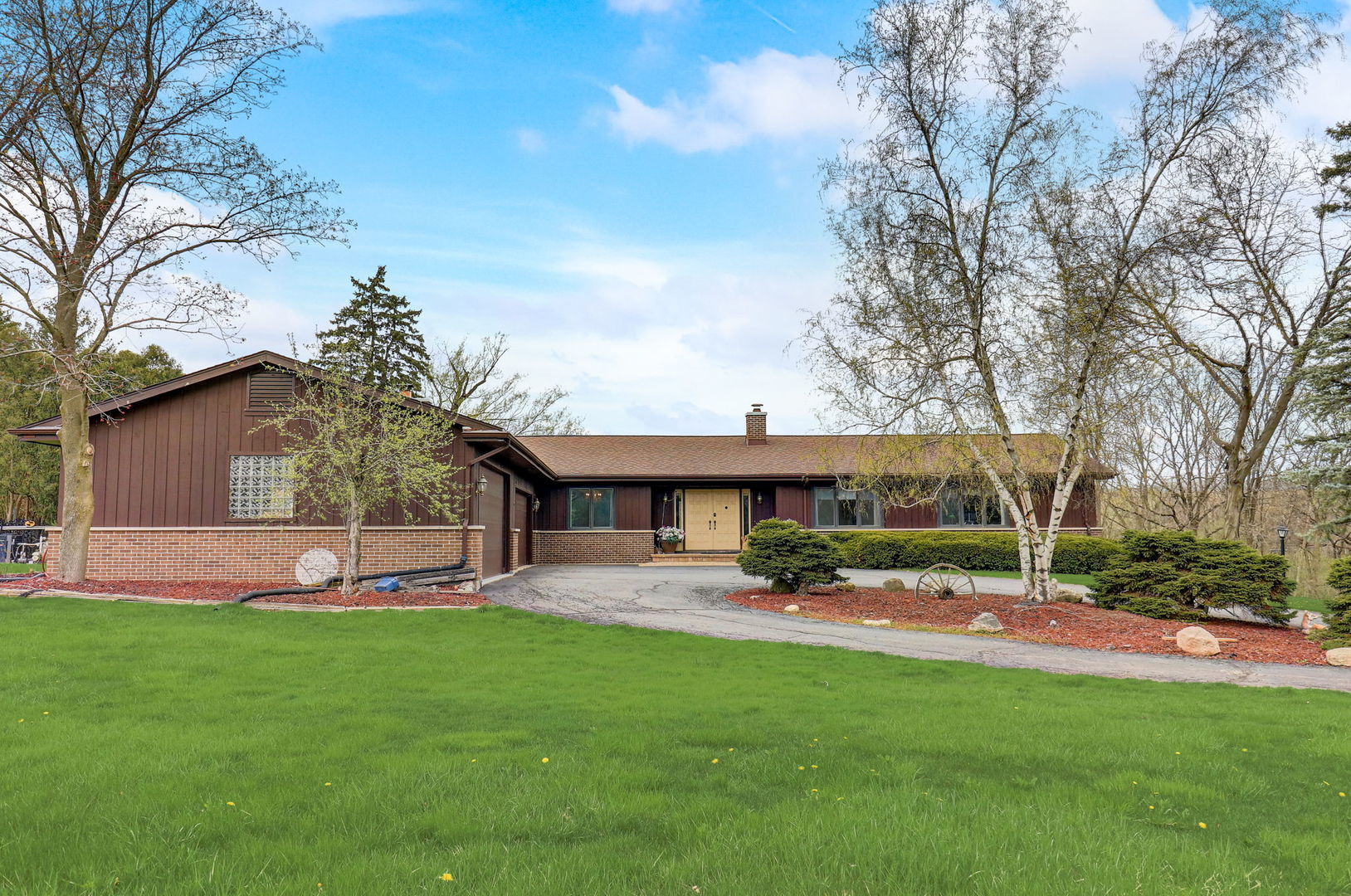 21224 North Quentin Road Kildeer, IL 60047 - Photo 2 of 61 Gallery Image 2