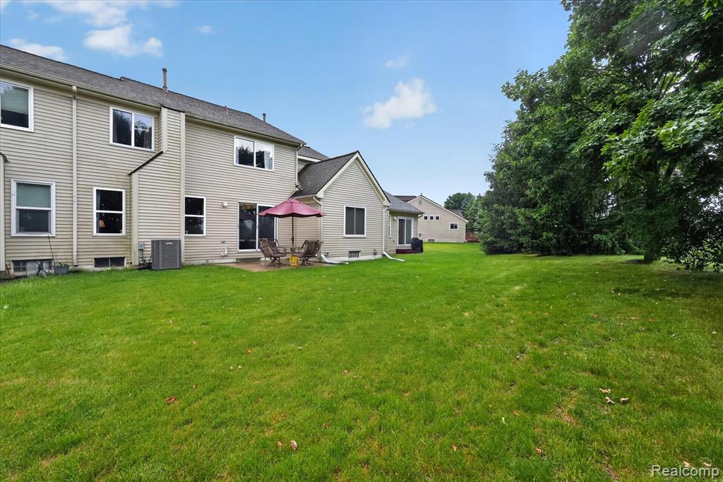 456 Lilly View Court Howell, MI 48843 - Photo 41 of 45