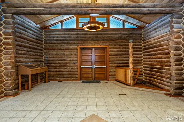 $1,100,000 | 1350 Ayers Road, Greenville, IL 62246