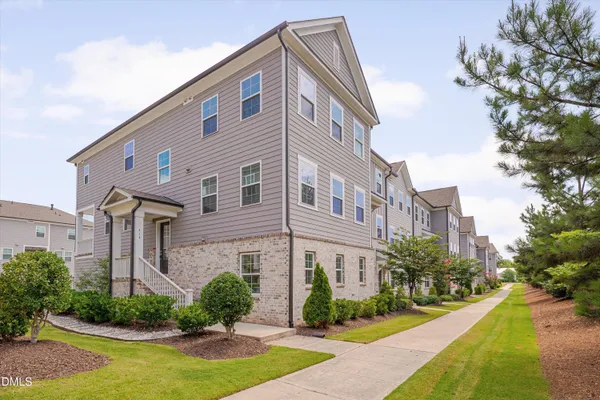 $559,900 | 414 Clementine Drive, Cary, NC 27519