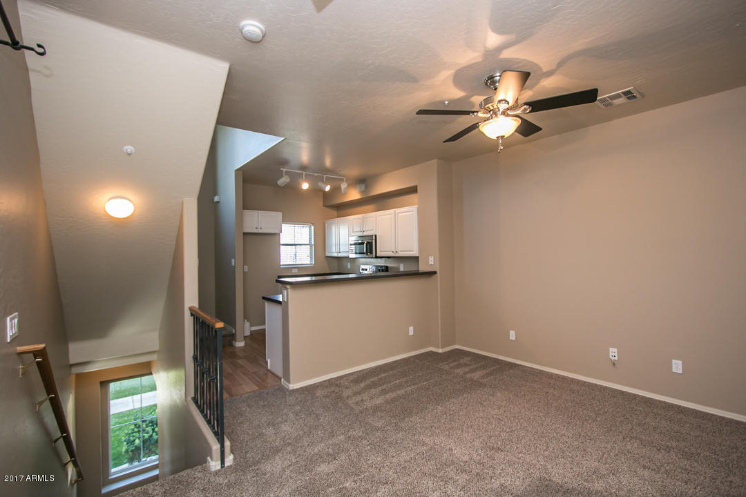 160 West Commerce Court Gilbert, AZ 85233 - Photo 5 of 22 IMG_0126