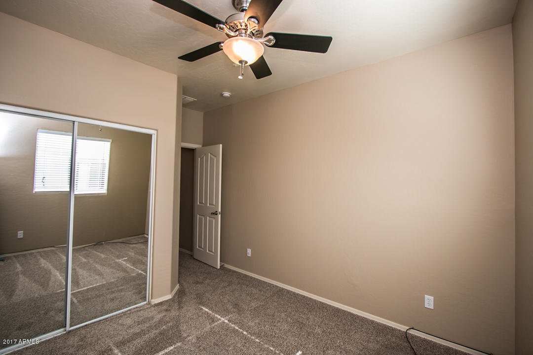 160 West Commerce Court Gilbert, AZ 85233 - Photo 8 of 22 IMG_0078