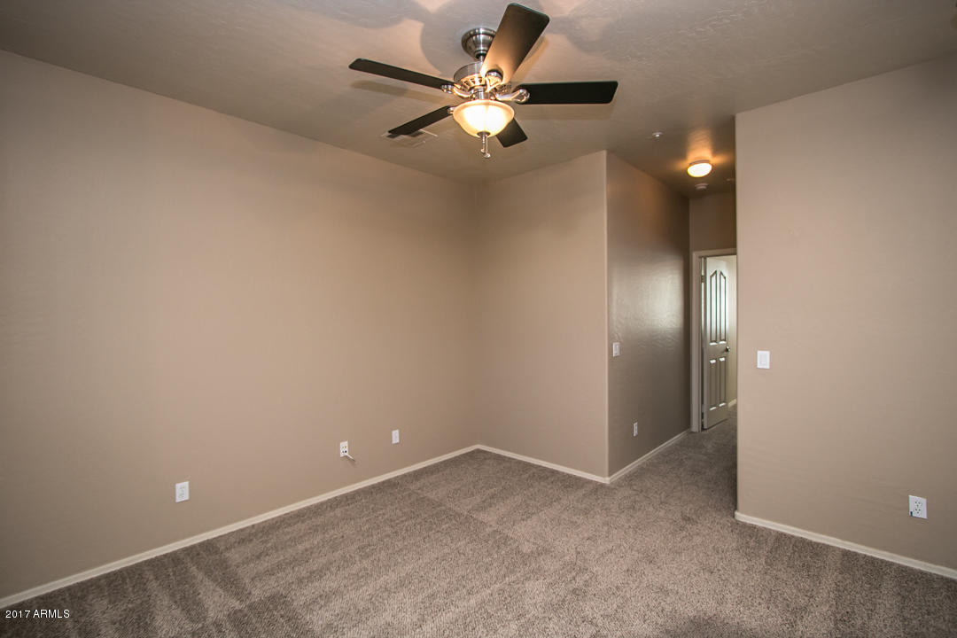 160 West Commerce Court Gilbert, AZ 85233 - Photo 10 of 22 IMG_0125