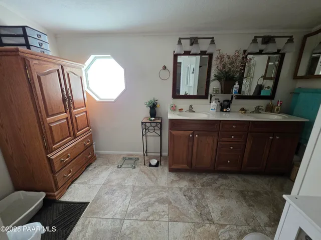 $315,000 | 1505 West Bernadine Way, Ash Fork, AZ 86320