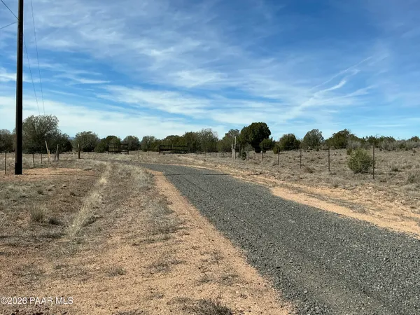 $297,000 | 1505 Bernadines Way, Ash Fork, AZ 86320