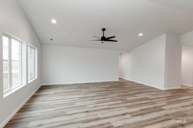 $424,990 | 3030 East Mossy Crk Drive, Kuna, ID 83634