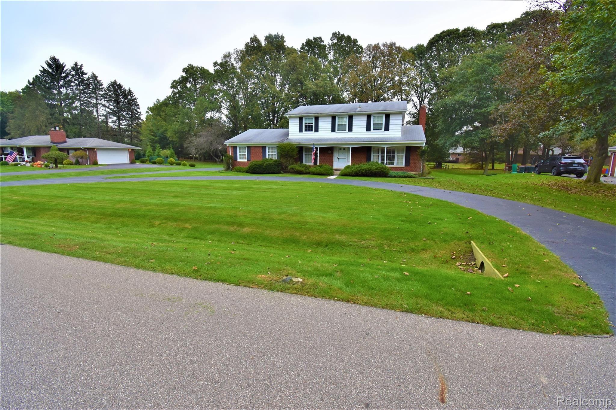 365 East Maryknoll Road Rochester, MI 48309 - Photo 1 of 41 1.jpg