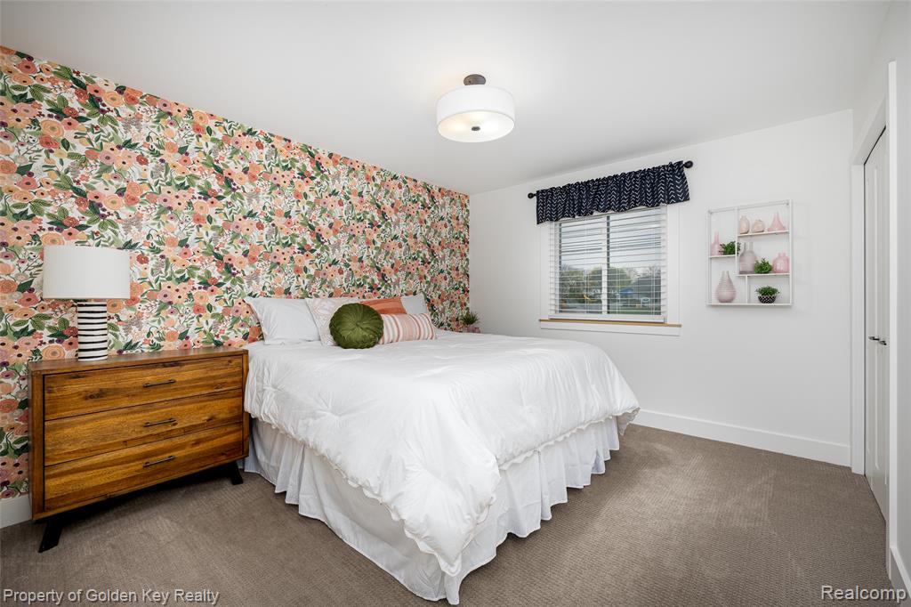 16042 Newburgh Road Livonia, MI 48154 - Photo 16 of 23 Gallery Image 16