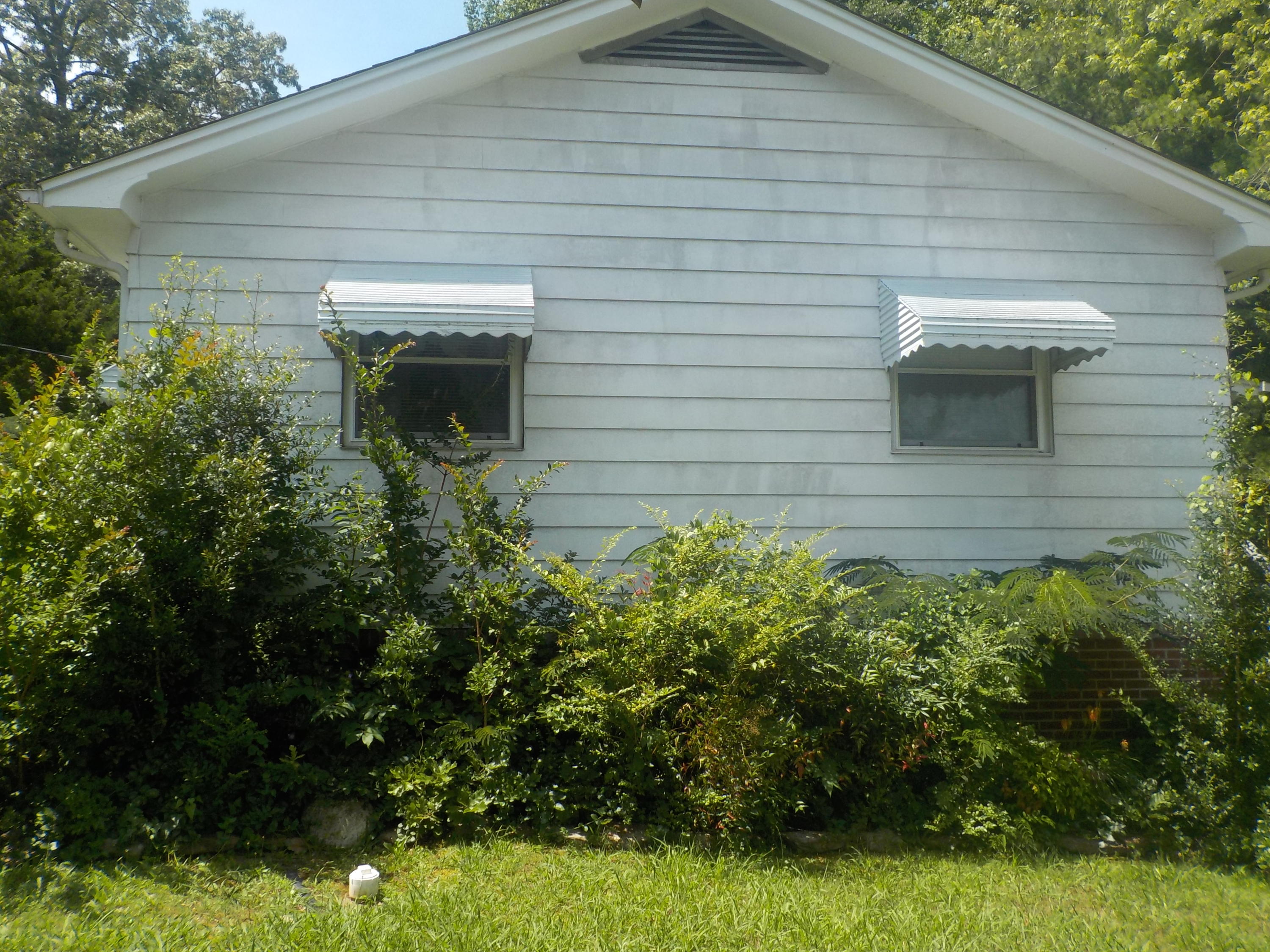 112 Cedar Road Oak Ridge, TN 37830 - Photo 3 of 21 Side View