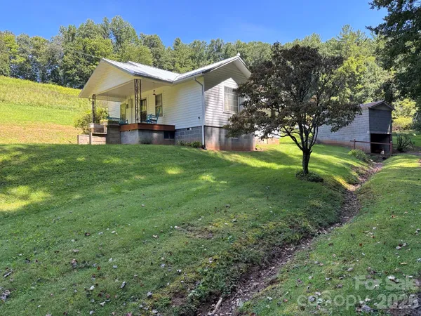$235,000 | 377 Sam Gouge Road, Bakersville, NC 28705