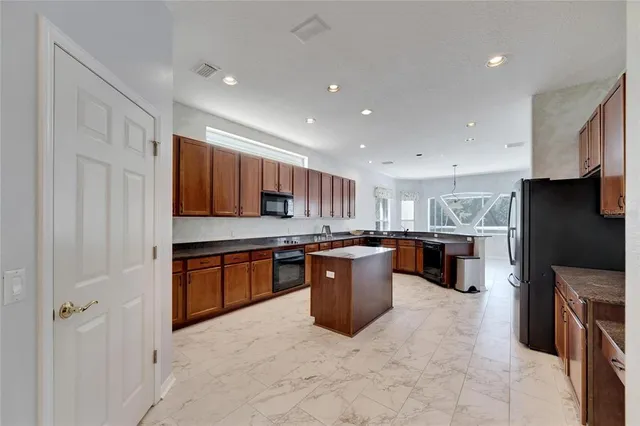 $8,000 | 17904 Cachet Isle Drive, Tampa, FL 33647