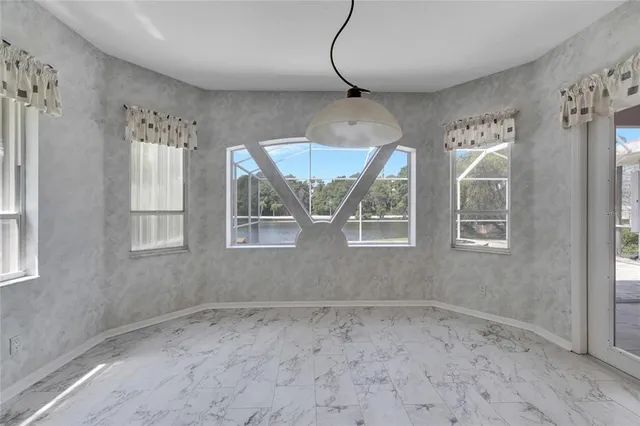 $8,000 | 17904 Cachet Isle Drive, Tampa, FL 33647