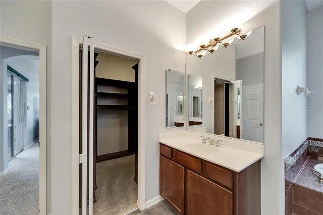 $8,000 | 17904 Cachet Isle Drive, Tampa, FL 33647