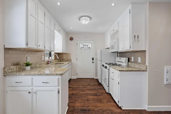 $409,900 | 101 West 93rd Street, Bloomington, MN 55420