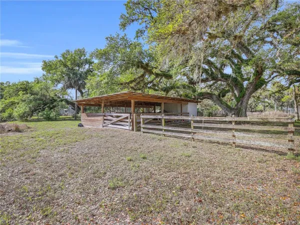 $674,900 | 1712 Frontier Circle, LaBelle, FL 33935