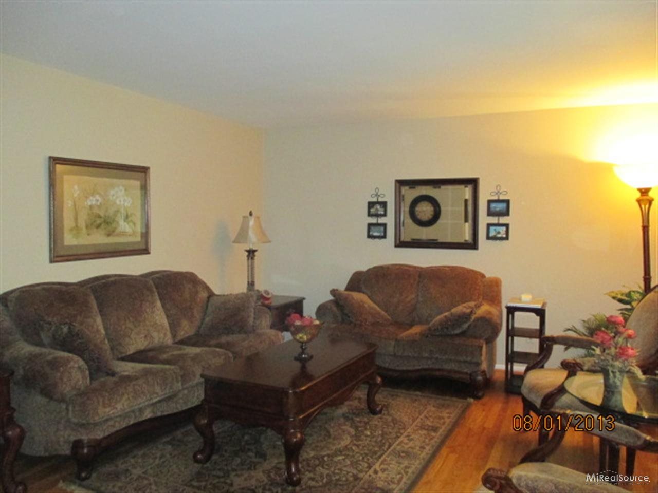 260 Gunder Drive Rochester, MI 48309 - Photo 5 of 30 31160098-4.JPG