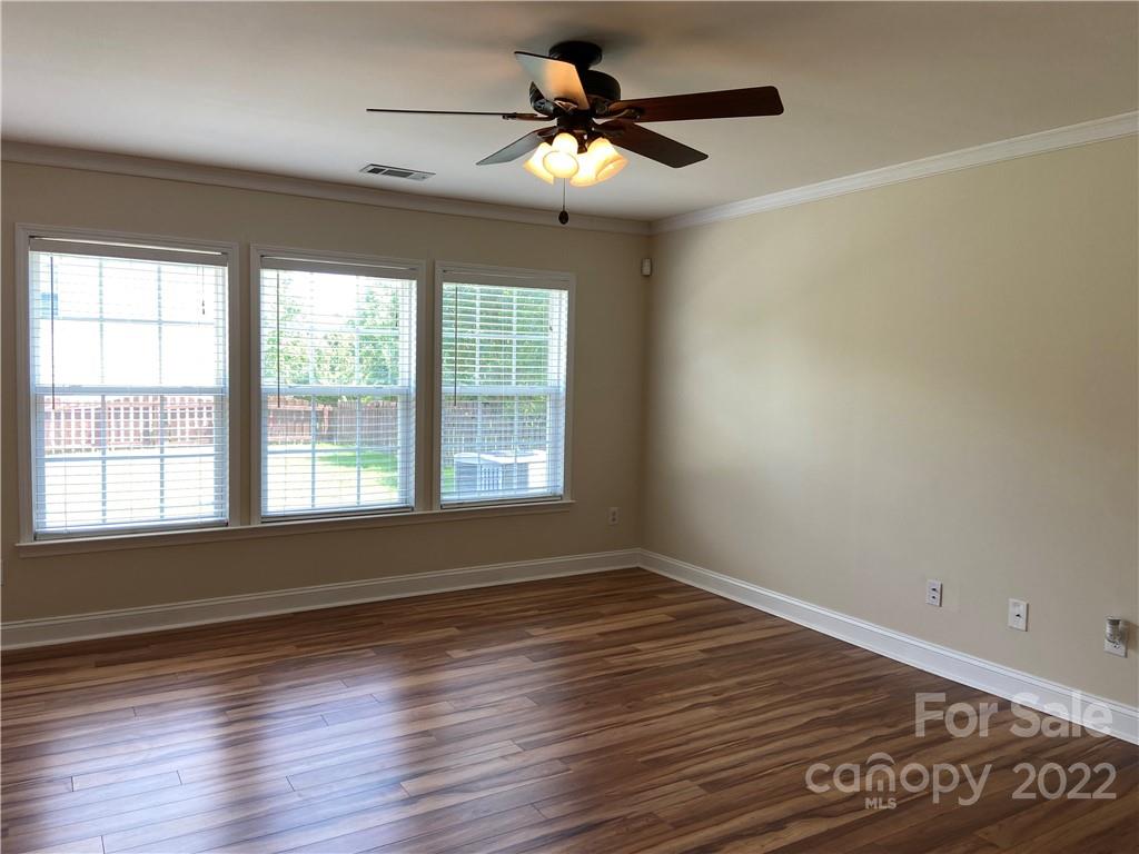 9428 Seamill Road Charlotte, NC 28278 - Photo 8 of 20 Gallery Image 8