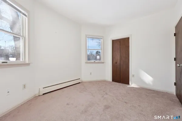 $2,100 | 1-3 Magnolia Street, Hartford, CT 06112