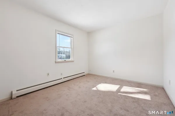 $2,100 | 1-3 Magnolia Street, Hartford, CT 06112