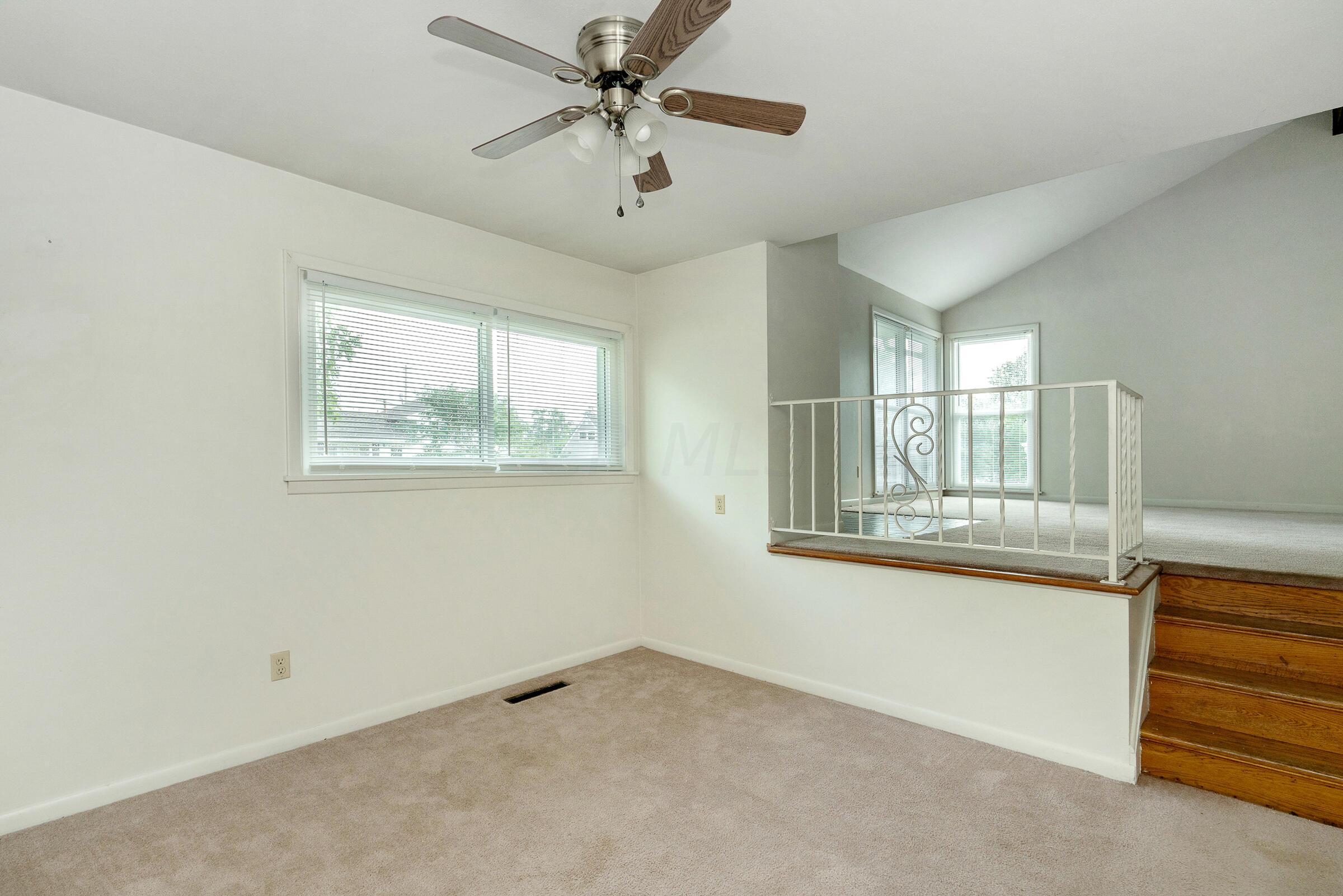 1063 Afton Road Columbus, OH 43221 - Photo 12 of 31 Gallery Image 12