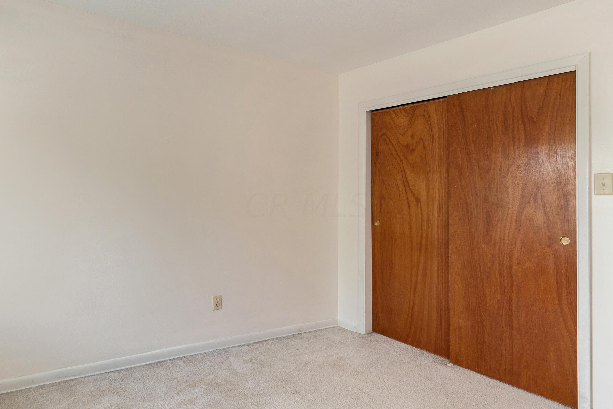 1063 Afton Road Columbus, OH 43221 - Photo 20 of 31 Gallery Image 20