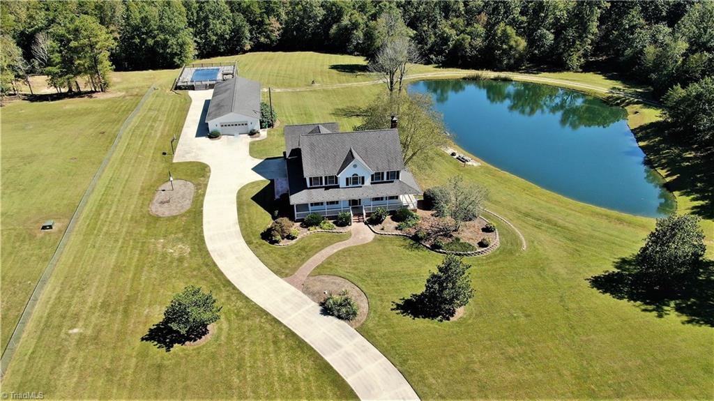 5860 Fairview Church Road Trinity, NC 27370 - Photo 4 of 38
