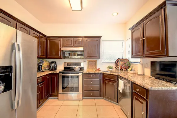 $2,500 | 719 Oak Hollow Drive, Kerrville, TX 78028
