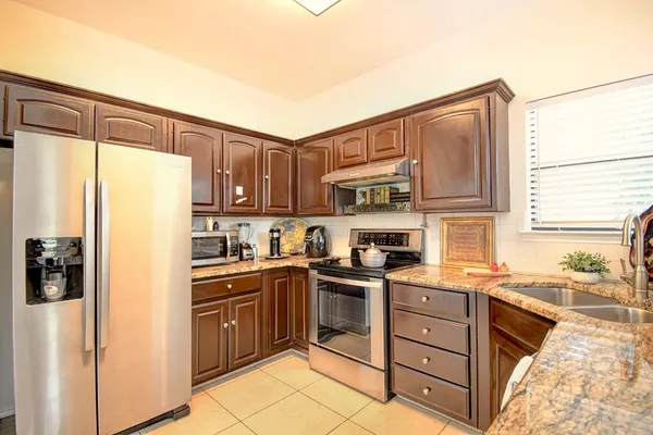 $2,500 | 719 Oak Hollow Drive, Kerrville, TX 78028