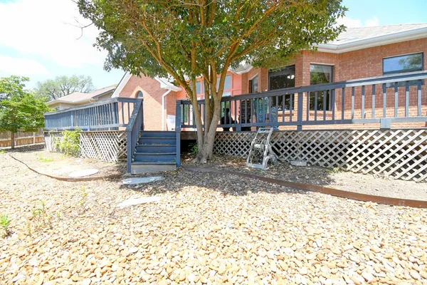 $2,500 | 719 Oak Hollow Drive, Kerrville, TX 78028