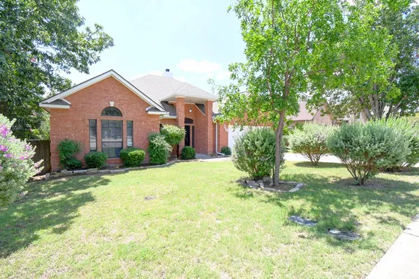 $2,500 | 719 Oak Hollow Drive, Kerrville, TX 78028