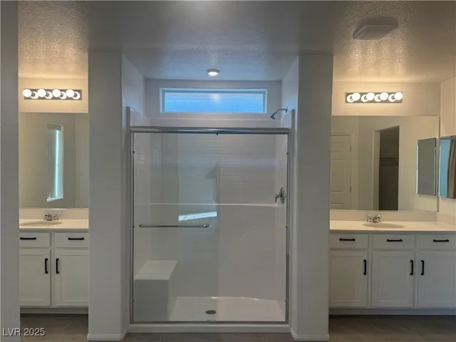 $2,500 | 1969 Rubra Place, Las Vegas, NV 89106