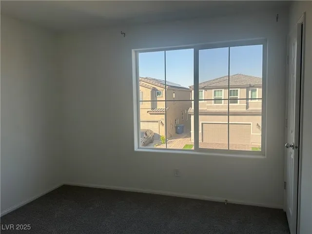 $2,500 | 1969 Rubra Place, Las Vegas, NV 89106