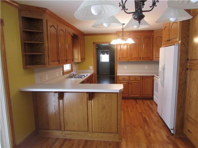 4535 Gimlet Road Lawrenceburg, TN 38464 - Photo 3 of 15 Kitchen