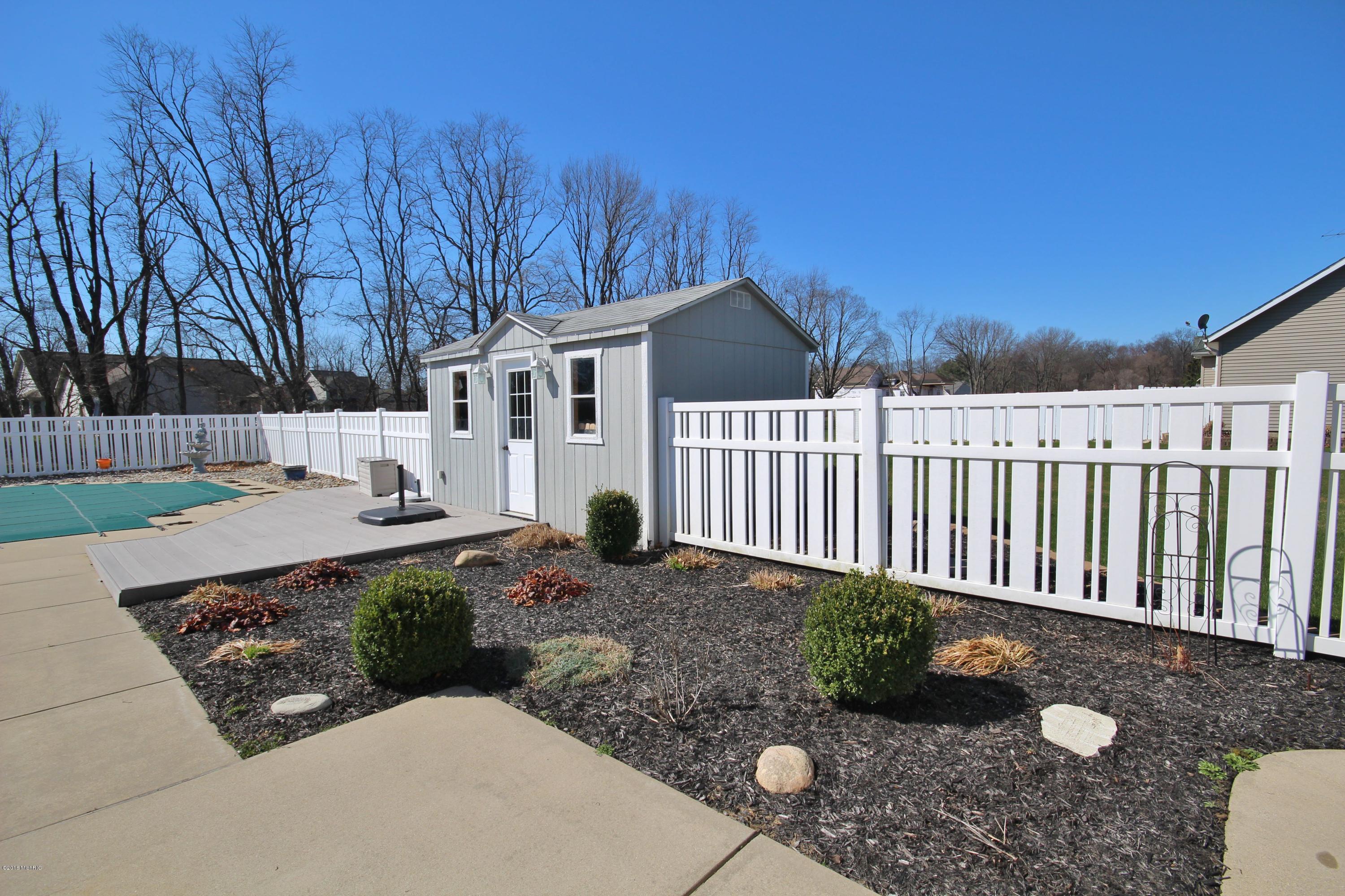 17445 Moccasin Drive Three Rivers, MI 49093 - Photo 8 of 45 IMG_6871