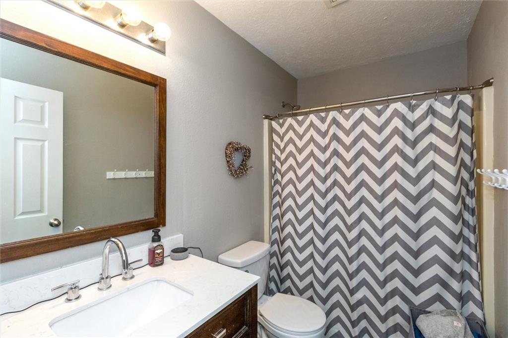 157 Rambling Road Greenfield, IN 46140 - Photo 11 of 20