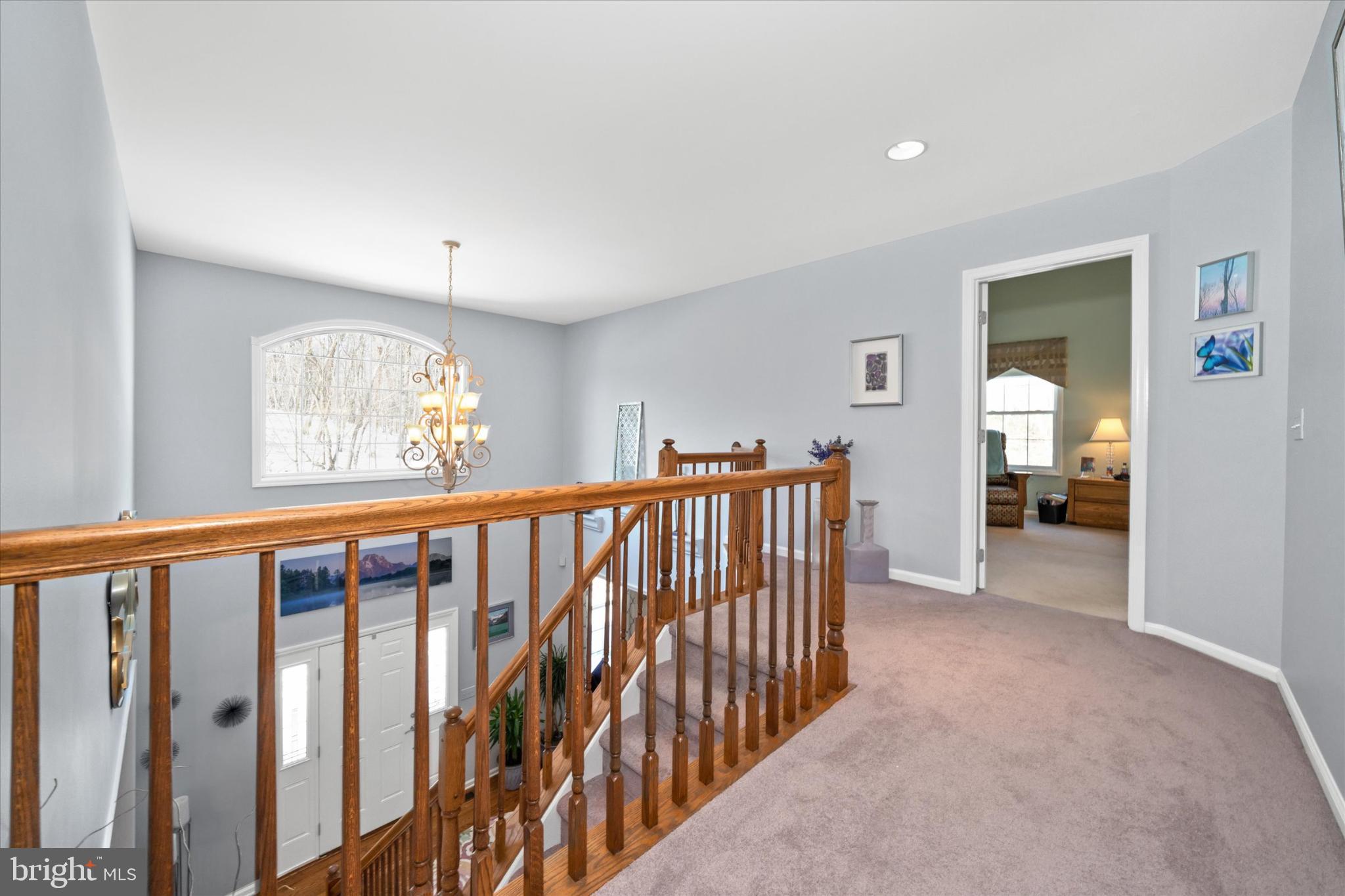 7 Pierson's Ridge Hockessin, DE 19707 - Photo 19 of 52 Wide upper hallway and landing