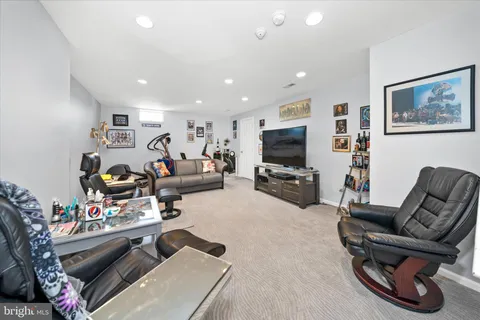 $749,900 | 7 Pierson's Ridge, Hockessin, DE 19707