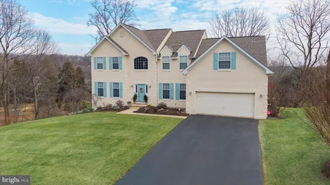 $749,900 | 7 Pierson's Ridge, Hockessin, DE 19707