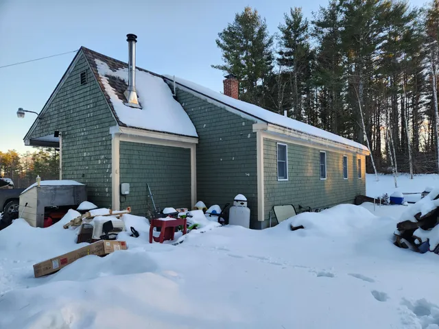 $300,000 | 1279 South Clary Road, Jefferson, ME 04348