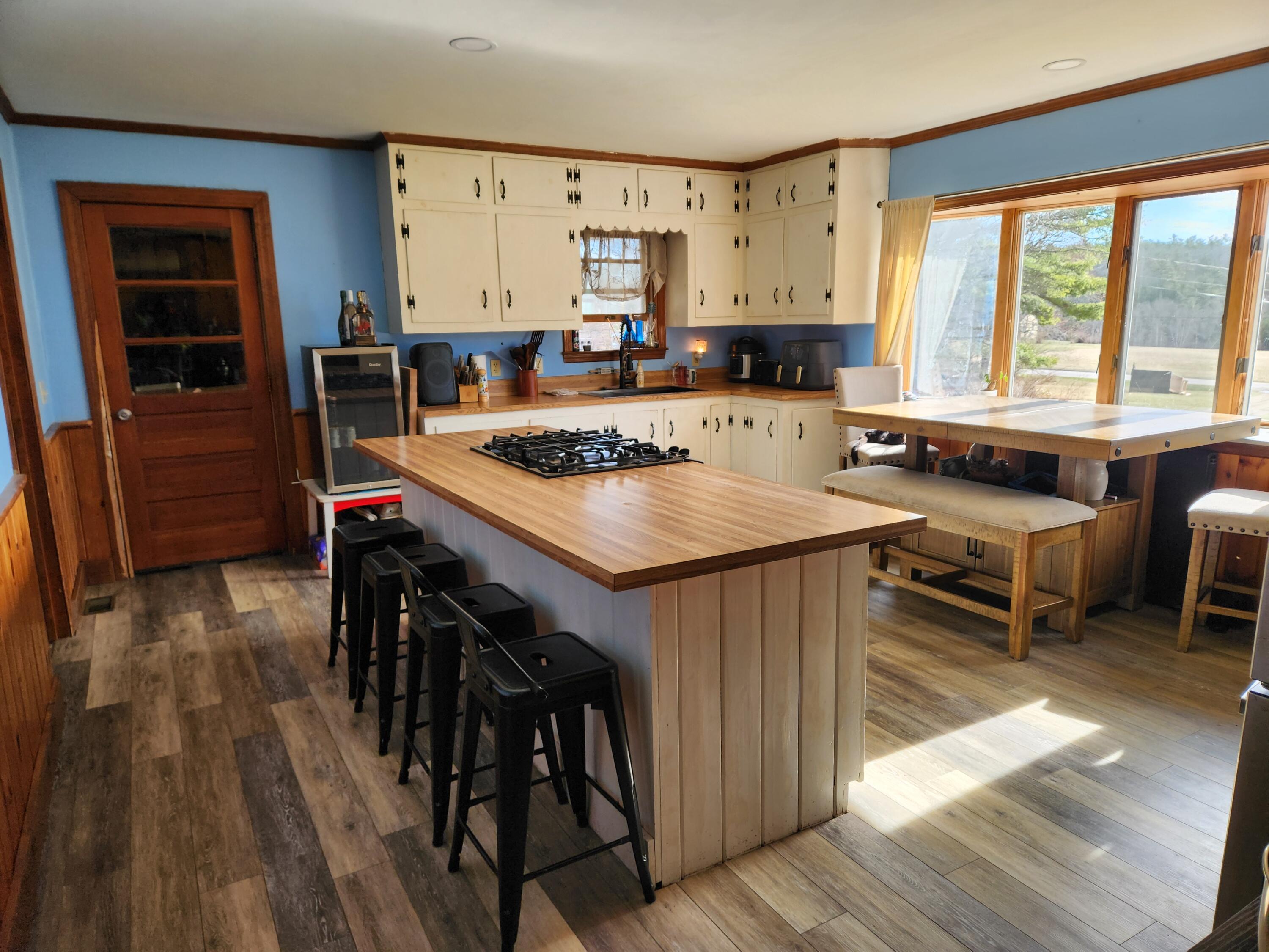 1279 South Clary Road Jefferson, ME 04348 - Photo 2 of 15 OxleyKT