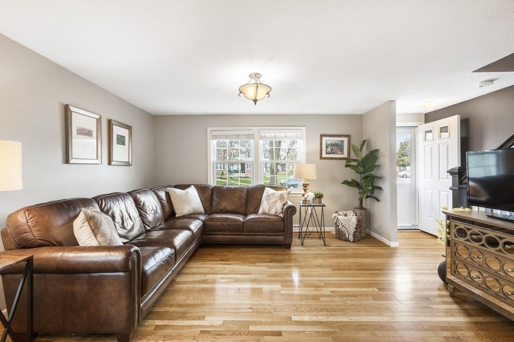 45 Clough Road, Unit 45 Dedham, MA 02026 - Photo 5 of 22