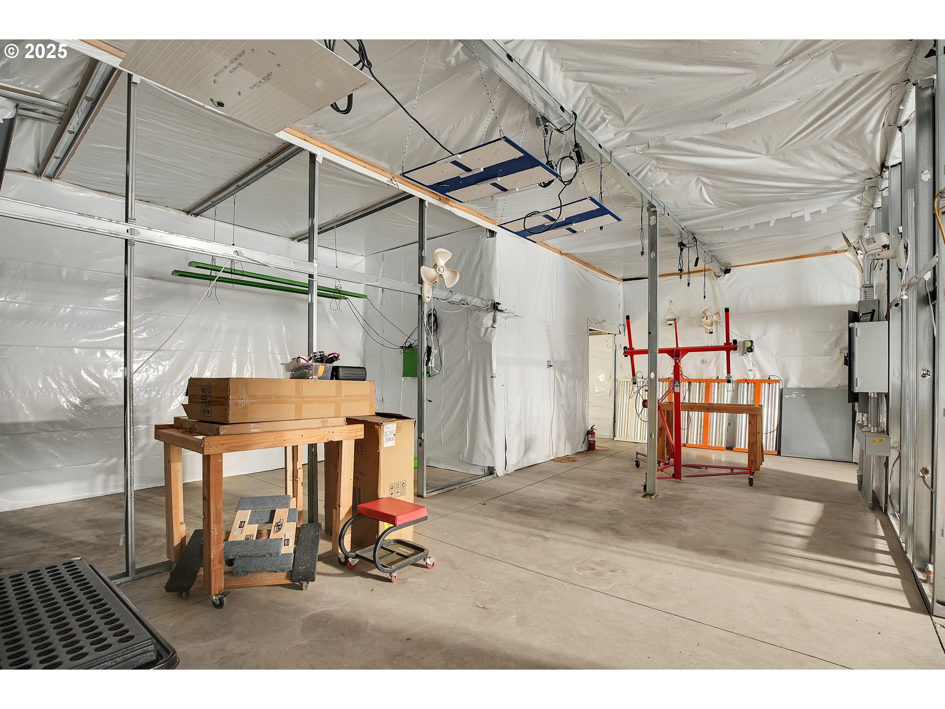 29100 Zimmerman Road Rainier, OR 97048 - Photo 16 of 48 a view of a room with gym equipment