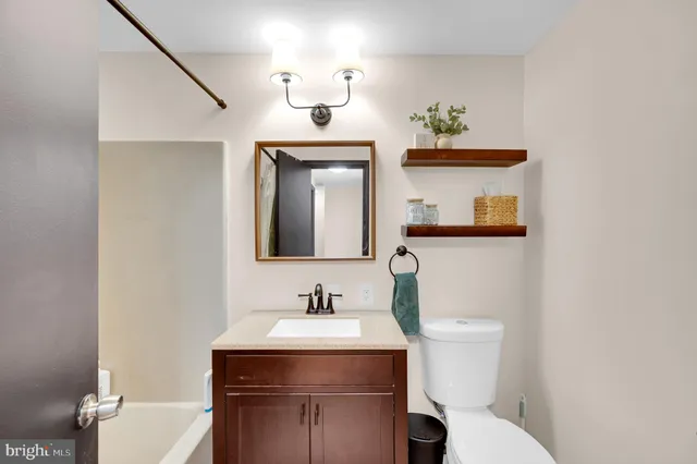 $299,750 | 424 Ibis Court, Tuckerton, NJ 08087