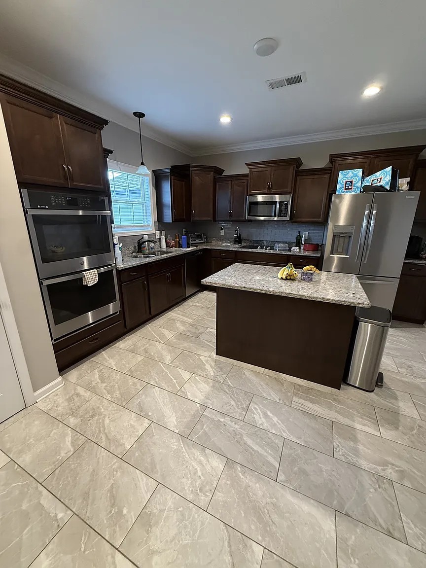 206 Elwell Road Clarksville, TN 37042 - Photo 3 of 10