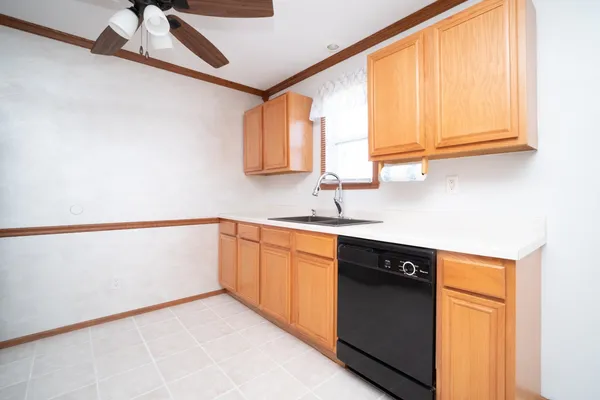 $269,900 | 3008 Hamlin Drive, Machesney Park, IL 61115