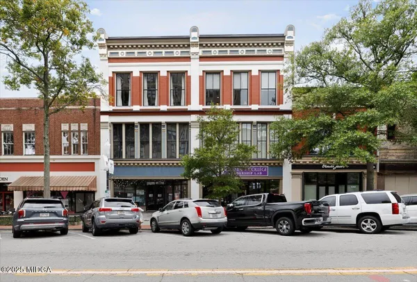 $515,000 | 522 Cherry Street, Unit 301, Macon, GA 31201