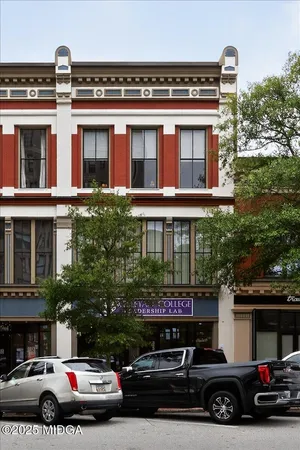 $515,000 | 522 Cherry Street, Unit 301, Macon, GA 31201