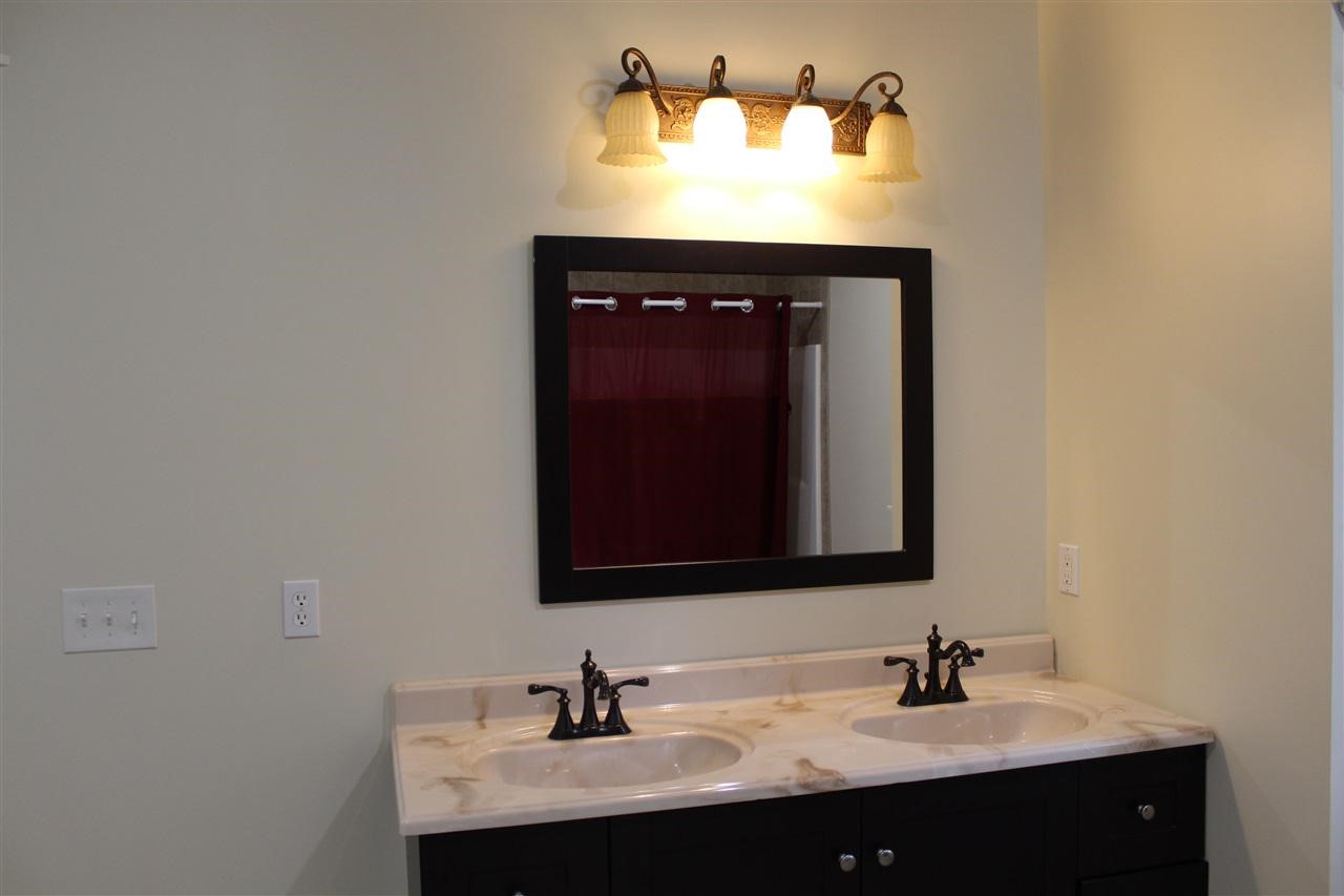 3435 Rolston Road Fenton, MI 48430 - Photo 29 of 39 21503547-28.JPG
